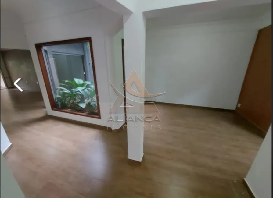 Casa com 4 quartos para alugar, 235m2 em Alto da Boa Vista, Ribeirao Preto - SP - imagem 4 Foto 4 de Casa com 4 quartos para alugar, 235m2 em Alto da Boa Vista, Ribeirao Preto - SP
