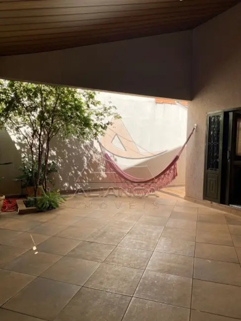 Foto 2 de Casa com 3 quartos à venda, 142m2 em Ribeirao Preto - SP