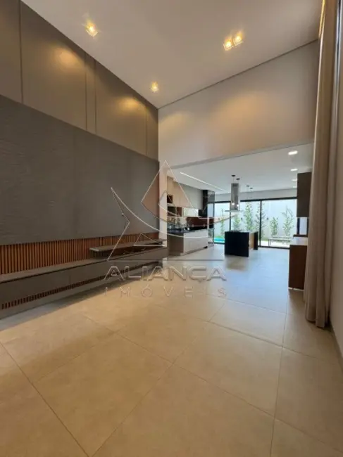 Casa de Condomínio com 3 quartos à venda, 194m2 em Vila do Golf, Ribeirao Preto - SP - imagem 4 Foto 4 de Casa de Condomínio com 3 quartos à venda, 194m2 em Vila do Golf, Ribeirao Preto - SP