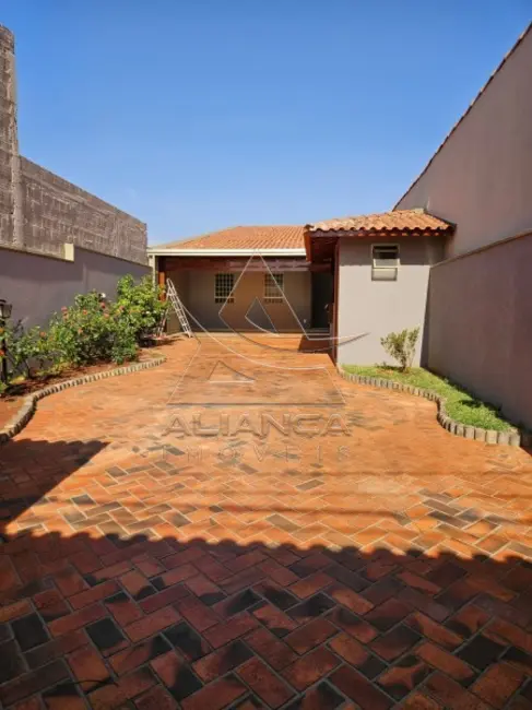 Casa com 3 quartos à venda, 180m2 em Vila Tamandaré, Ribeirao Preto - SP - imagem 1 Foto 1 de Casa com 3 quartos à venda, 180m2 em Vila Tamandaré, Ribeirao Preto - SP