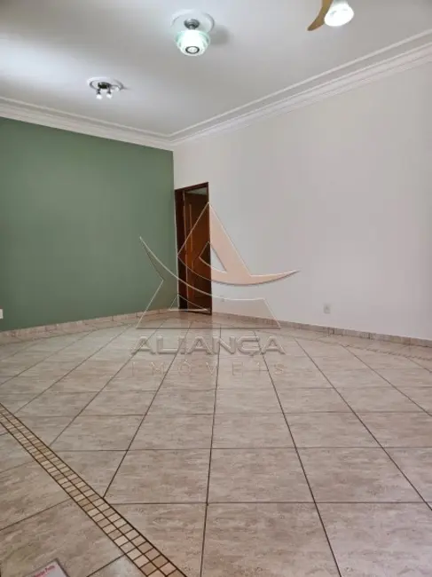 Casa com 3 quartos à venda, 180m2 em Vila Tamandaré, Ribeirao Preto - SP - imagem 2 Foto 2 de Casa com 3 quartos à venda, 180m2 em Vila Tamandaré, Ribeirao Preto - SP