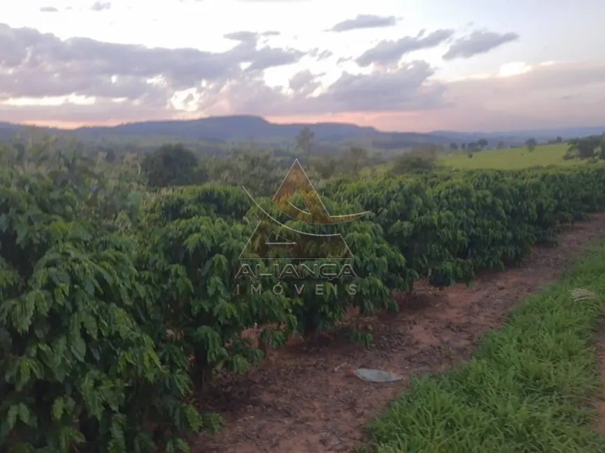 Foto 8 de Fazenda / Haras com 2 quartos à venda em Cassia - MG