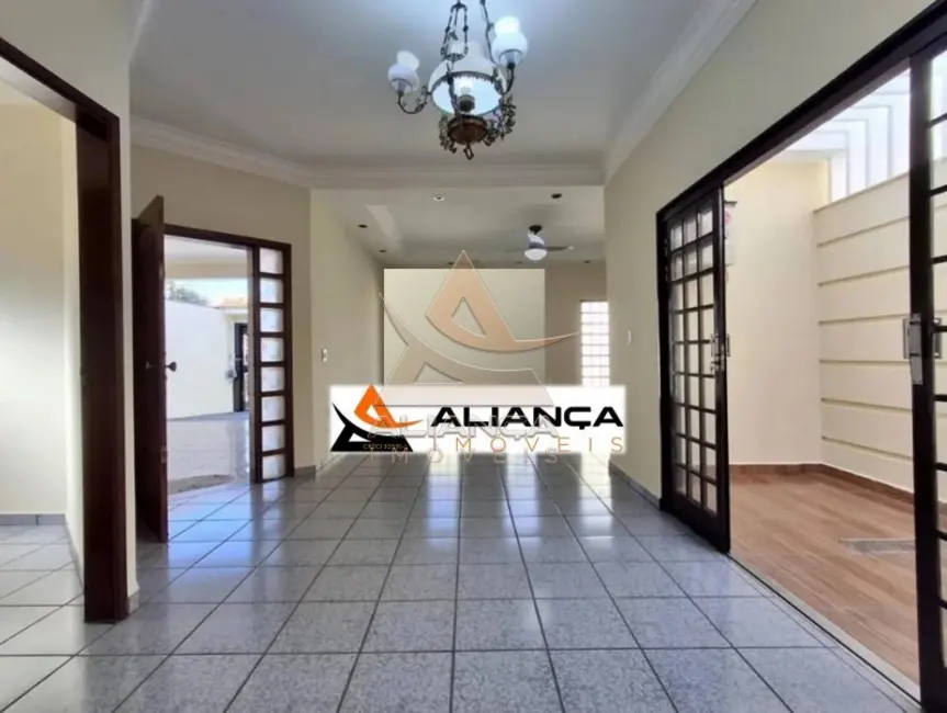 Foto 2 de Casa com 3 quartos à venda, 155m2 em Ribeirao Preto - SP