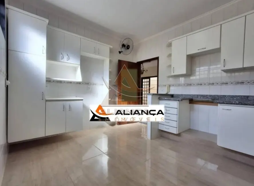 Foto 3 de Casa com 3 quartos à venda, 155m2 em Ribeirao Preto - SP