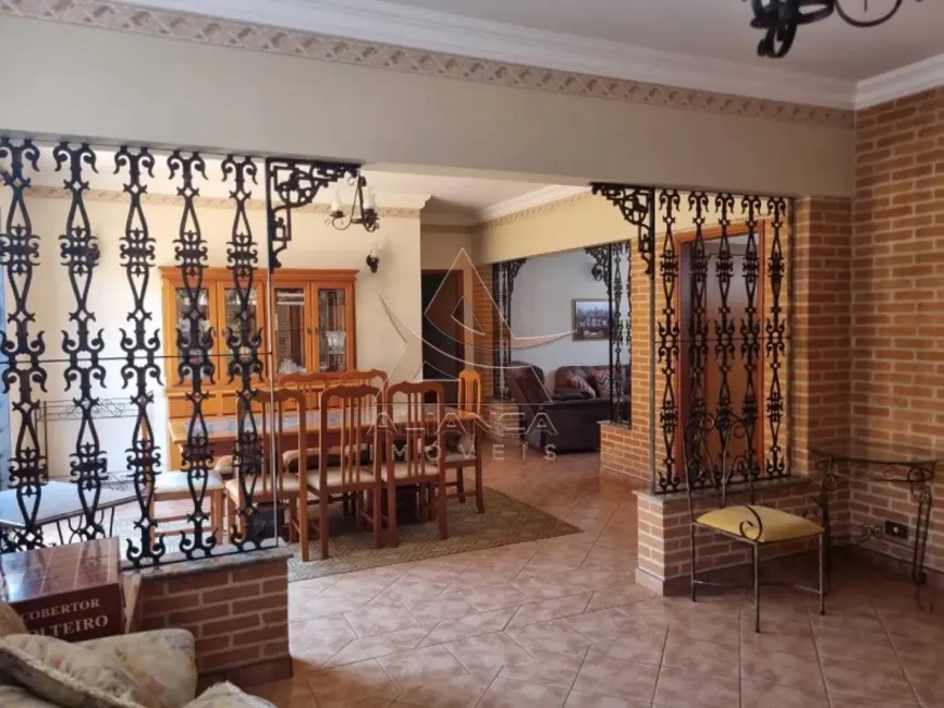 Casa com 4 quartos à venda, 211m2 em Cravinhos - SP - imagem 3 Foto 3 de Casa com 4 quartos à venda, 211m2 em Cravinhos - SP