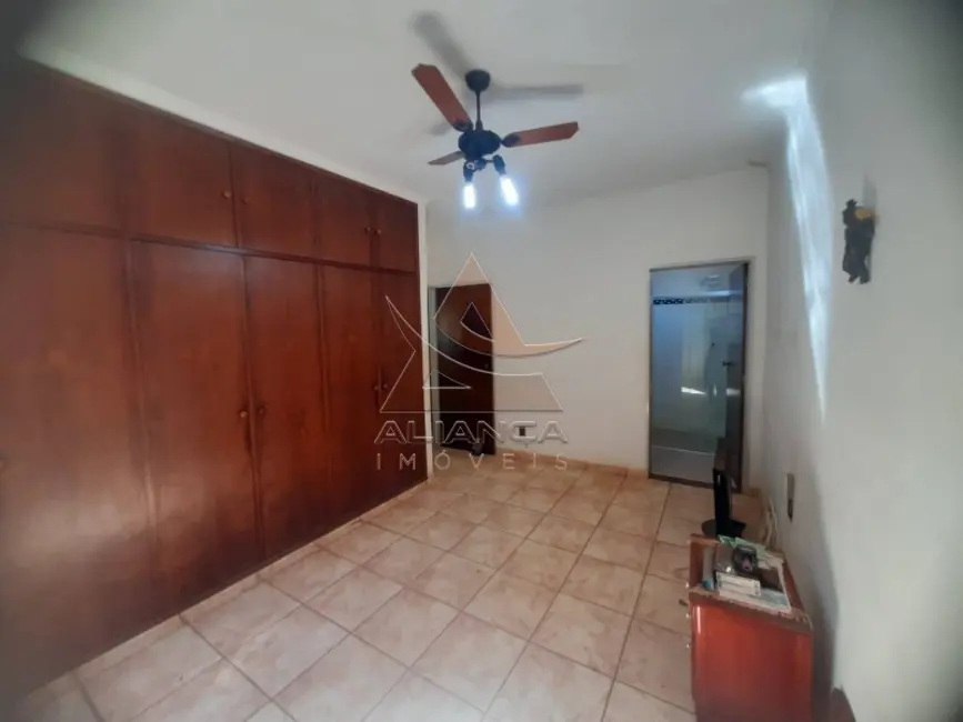 Foto 9 de Casa com 4 quartos à venda, 272m2 em Vila Seixas, Ribeirao Preto - SP