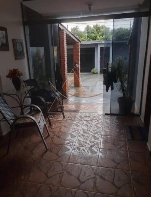 Casa com 4 quartos à venda, 191m2 em Ribeirao Preto - SP - imagem 1 Foto 1 de Casa com 4 quartos à venda, 191m2 em Ribeirao Preto - SP