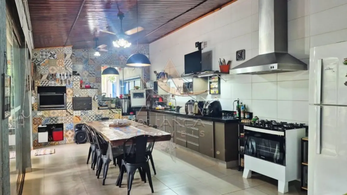 Casa de Condomínio com 3 quartos à venda, 280m2 em Cravinhos - SP - imagem 7 Foto 7 de Casa de Condomínio com 3 quartos à venda, 280m2 em Cravinhos - SP