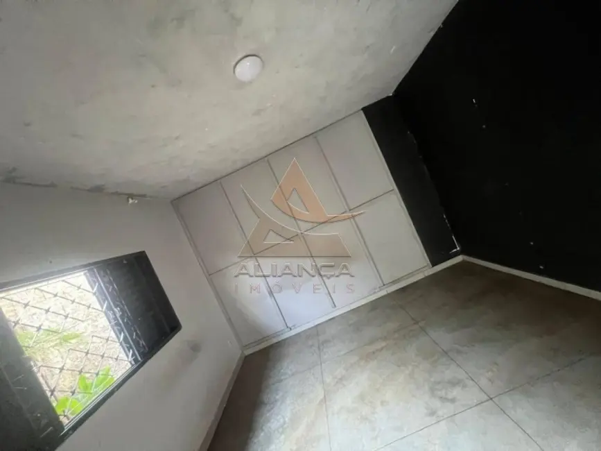 Foto 2 de Casa com 2 quartos à venda, 140m2 em Ribeirao Preto - SP