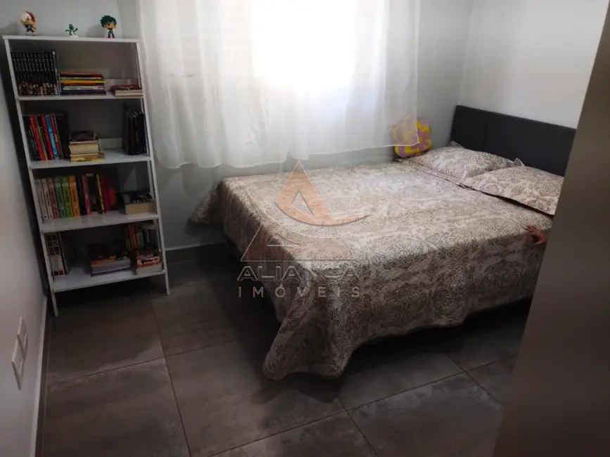 Casa com 3 quartos à venda, 132m2 em Centro, Ribeirao Preto - SP - imagem 5 Foto 5 de Casa com 3 quartos à venda, 132m2 em Centro, Ribeirao Preto - SP