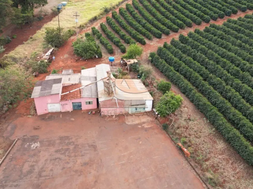 Foto 3 de Fazenda / Haras à venda, 255600m2 em Altinopolis - SP