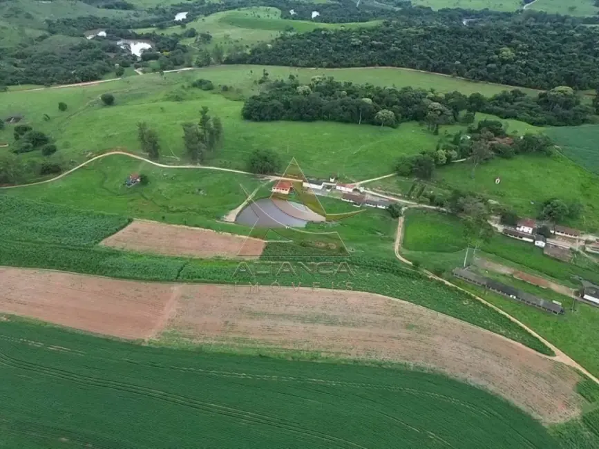 Fazenda / Haras com 1 quarto à venda, 2274800m2 em Sao Jose do Rio Pardo - SP - imagem 2 Foto 2 de Fazenda / Haras com 1 quarto à venda, 2274800m2 em Sao Jose do Rio Pardo - SP