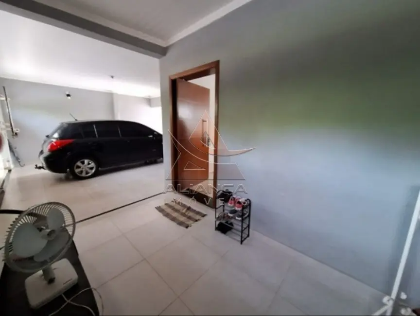 Casa com 3 quartos à venda, 151m2 em Quintino Facci II, Ribeirao Preto - SP - imagem 2 Foto 2 de Casa com 3 quartos à venda, 151m2 em Quintino Facci II, Ribeirao Preto - SP