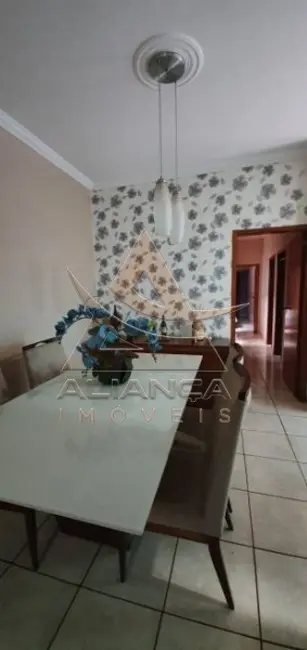 Casa com 3 quartos à venda, 128m2 em Ribeirao Preto - SP - imagem 3 Foto 3 de Casa com 3 quartos à venda, 128m2 em Ribeirao Preto - SP