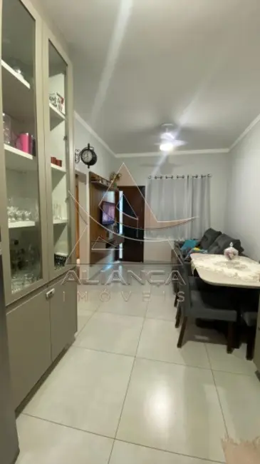 Casa com 2 quartos à venda, 53m2 em Parque das Oliveiras, Ribeirao Preto - SP - imagem 3 Foto 3 de Casa com 2 quartos à venda, 53m2 em Parque das Oliveiras, Ribeirao Preto - SP