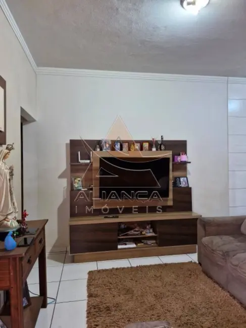 Foto 2 de Casa com 3 quartos à venda, 67m2 em Ribeirao Preto - SP