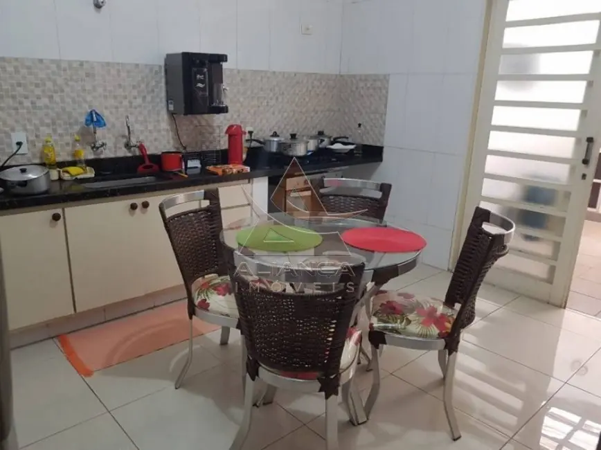 Casa com 3 quartos à venda, 214m2 em Ribeirao Preto - SP - imagem 7 Foto 7 de Casa com 3 quartos à venda, 214m2 em Ribeirao Preto - SP