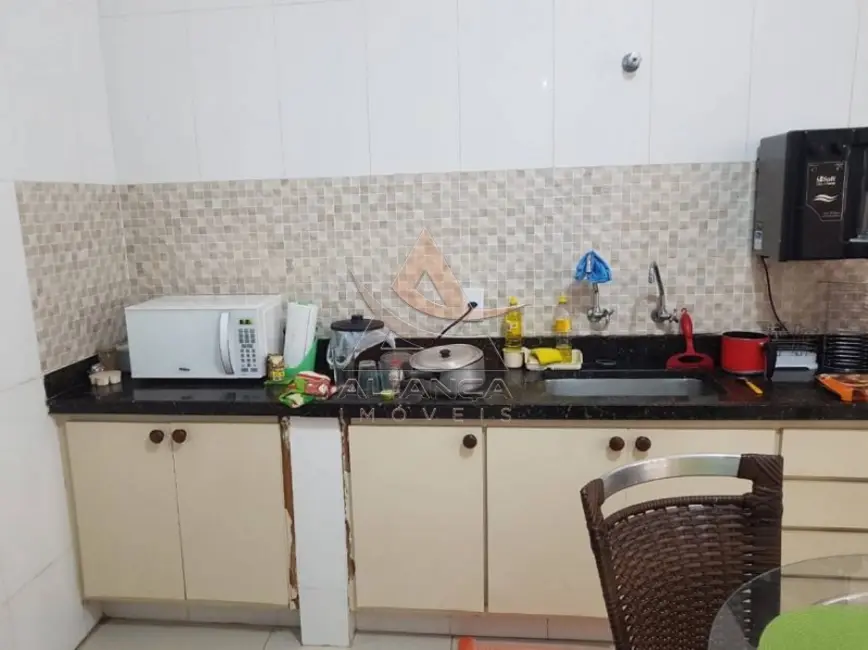 Casa com 3 quartos à venda, 214m2 em Ribeirao Preto - SP - imagem 8 Foto 8 de Casa com 3 quartos à venda, 214m2 em Ribeirao Preto - SP
