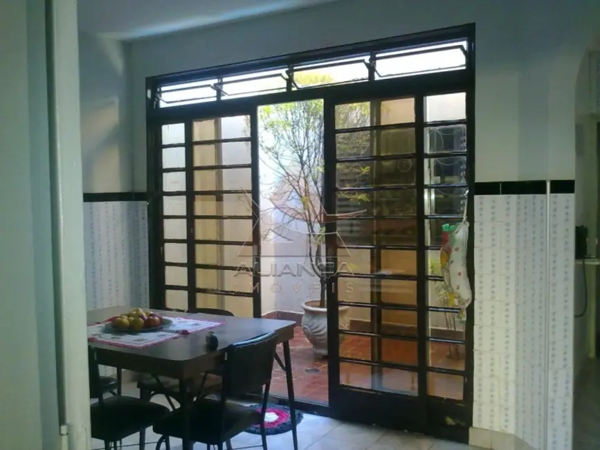 Casa com 3 quartos à venda, 158m2 em Jardim Mosteiro, Ribeirao Preto - SP - imagem 3 Foto 3 de Casa com 3 quartos à venda, 158m2 em Jardim Mosteiro, Ribeirao Preto - SP