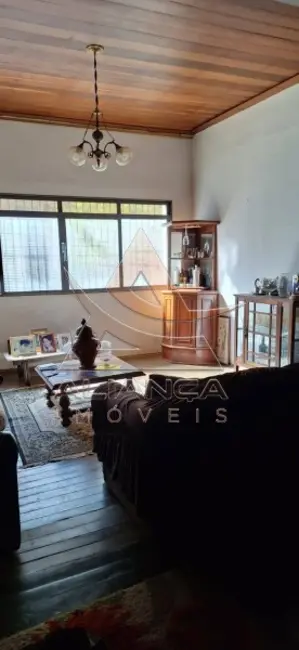 Foto 1 de Casa com 6 quartos à venda, 404m2 em Centro, Araraquara - SP