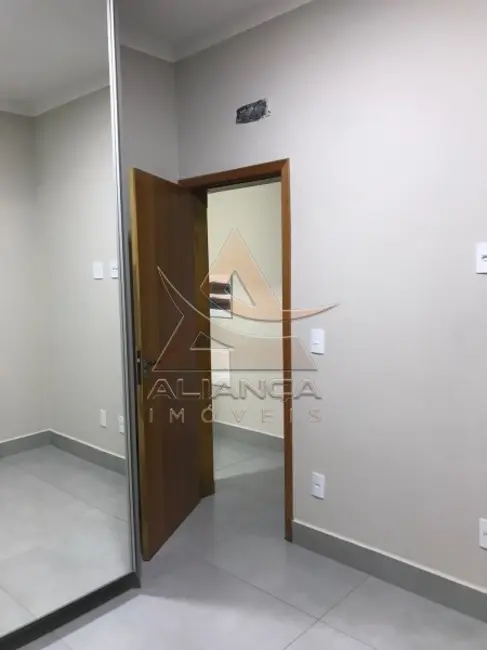 Casa de Condomínio com 3 quartos à venda, 145m2 em Ribeirao Preto - SP - imagem 9 Foto 9 de Casa de Condomínio com 3 quartos à venda, 145m2 em Ribeirao Preto - SP