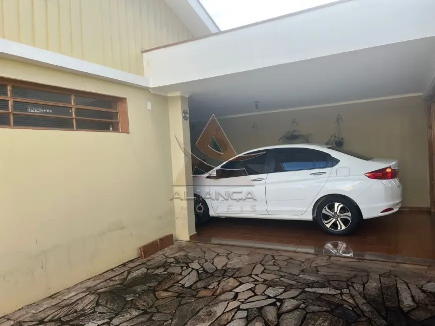 Casa com 3 quartos à venda, 228m2 em Sumarezinho, Ribeirao Preto - SP - imagem 1 Foto 1 de Casa com 3 quartos à venda, 228m2 em Sumarezinho, Ribeirao Preto - SP