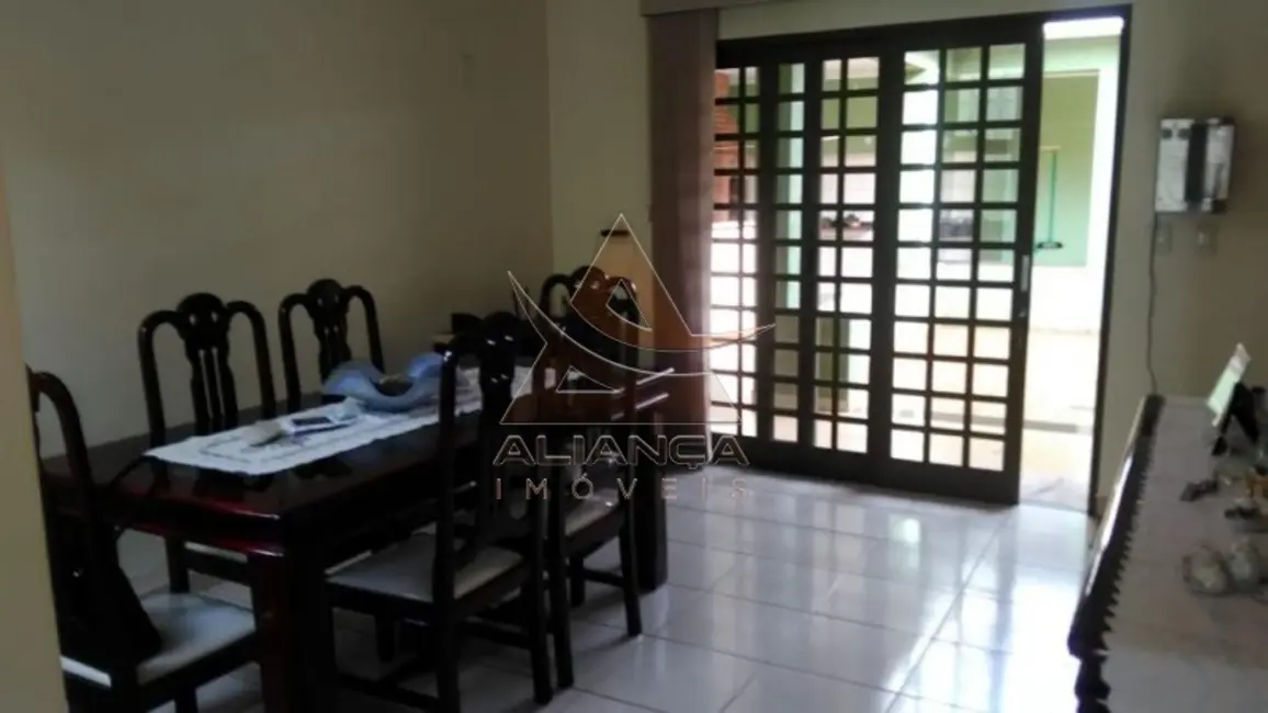 Foto 2 de Casa com 3 quartos à venda, 231m2 em Ribeirao Preto - SP