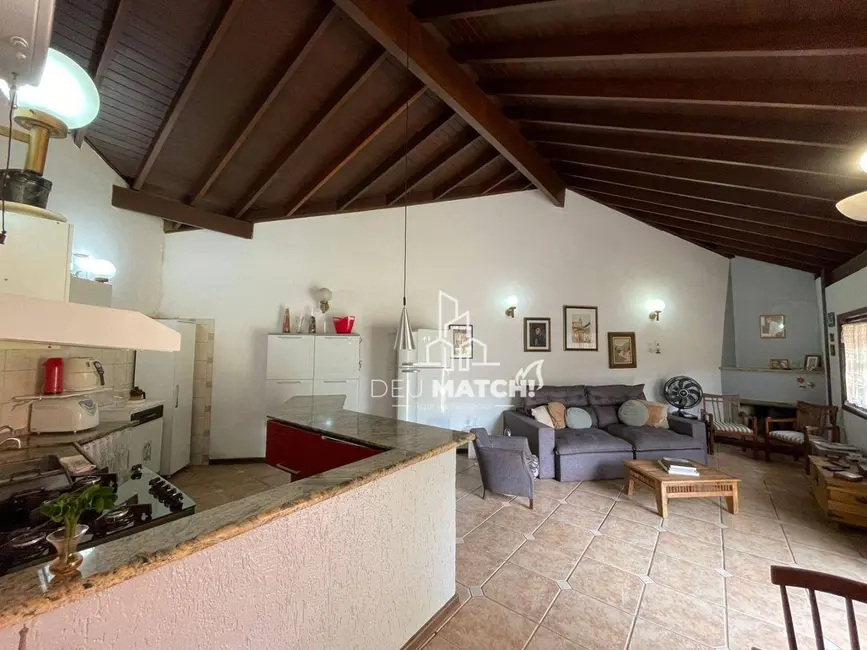 Foto 3 de Chácara com 3 quartos à venda em Jardim Santo Antônio, Atibaia - SP