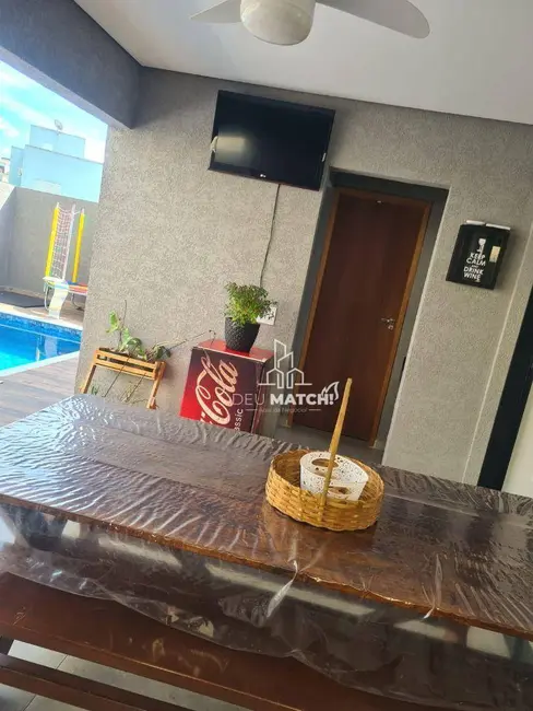 Casa de Condomínio com 3 quartos à venda, 300m2 em Atibaia - SP - imagem 4 Foto 4 de Casa de Condomínio com 3 quartos à venda, 300m2 em Atibaia - SP