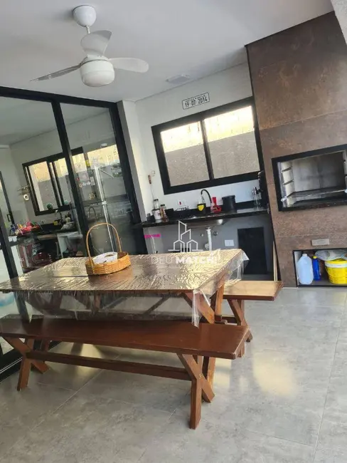 Casa de Condomínio com 3 quartos à venda, 300m2 em Atibaia - SP - imagem 3 Foto 3 de Casa de Condomínio com 3 quartos à venda, 300m2 em Atibaia - SP