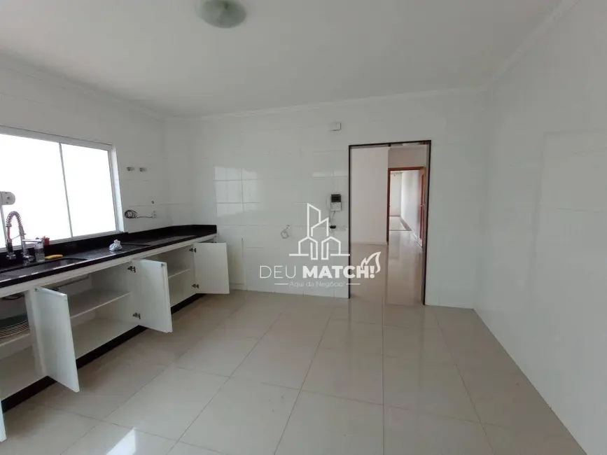 Foto 3 de Casa com 3 quartos à venda, 229m2 em Jardim Jaraguá, Atibaia - SP