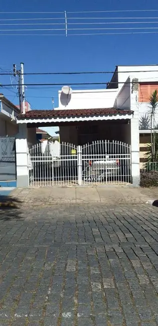 Foto 3 de Casa com 3 quartos à venda, 300m2 em Centro, Atibaia - SP