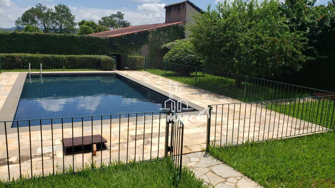 Foto 3 de Casa de Condomínio com 4 quartos para alugar, 1500m2 em Jardim dos Pinheiros, Atibaia - SP