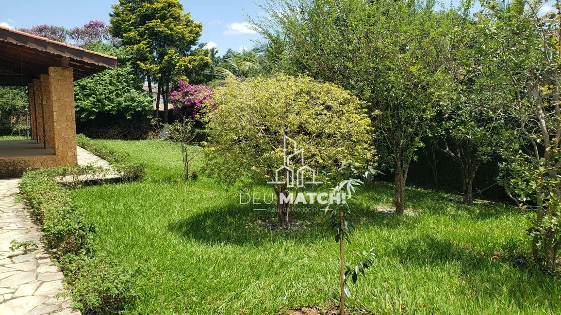 Foto 4 de Casa de Condomínio com 4 quartos para alugar, 1500m2 em Jardim dos Pinheiros, Atibaia - SP