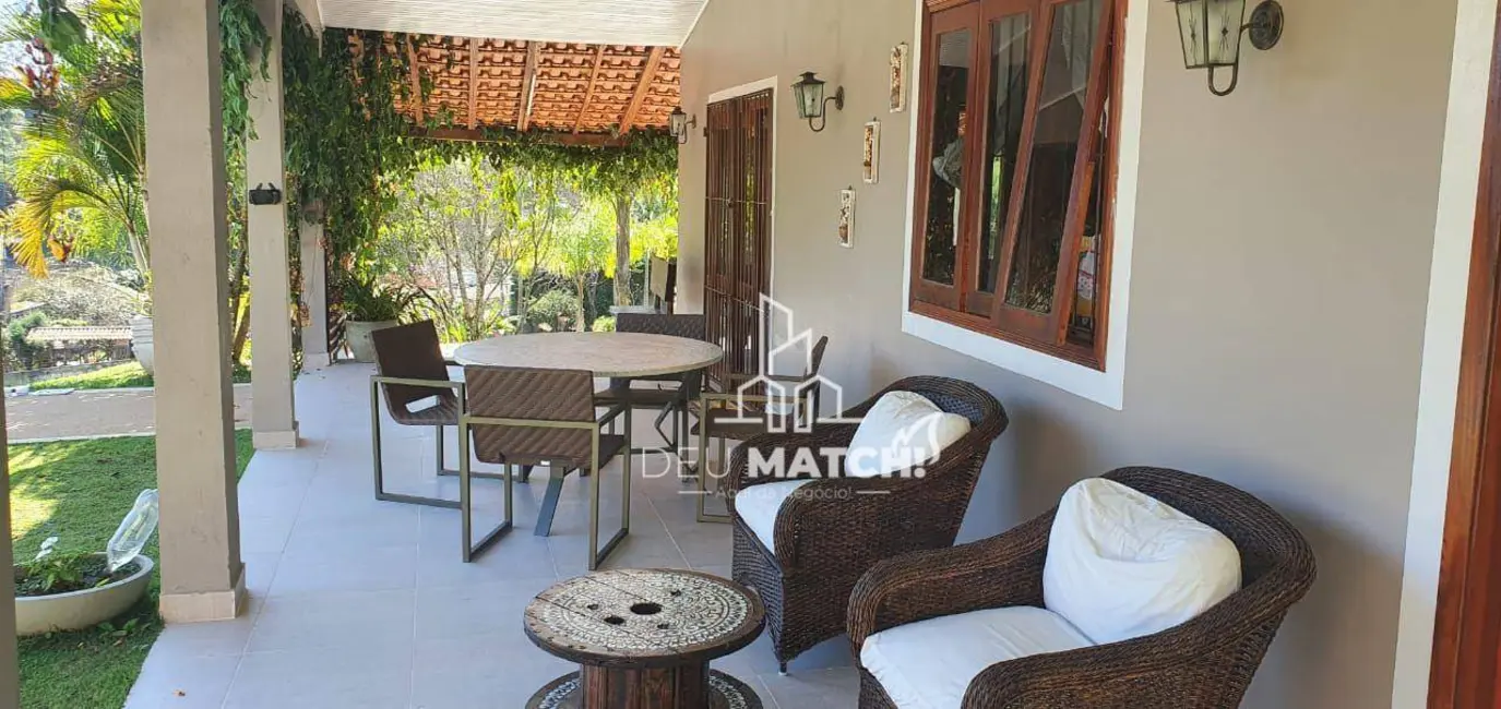 Chácara com 2 quartos à venda, 2700m2 em Ibiuna - SP - imagem 3 Foto 3 de Chácara com 2 quartos à venda, 2700m2 em Ibiuna - SP