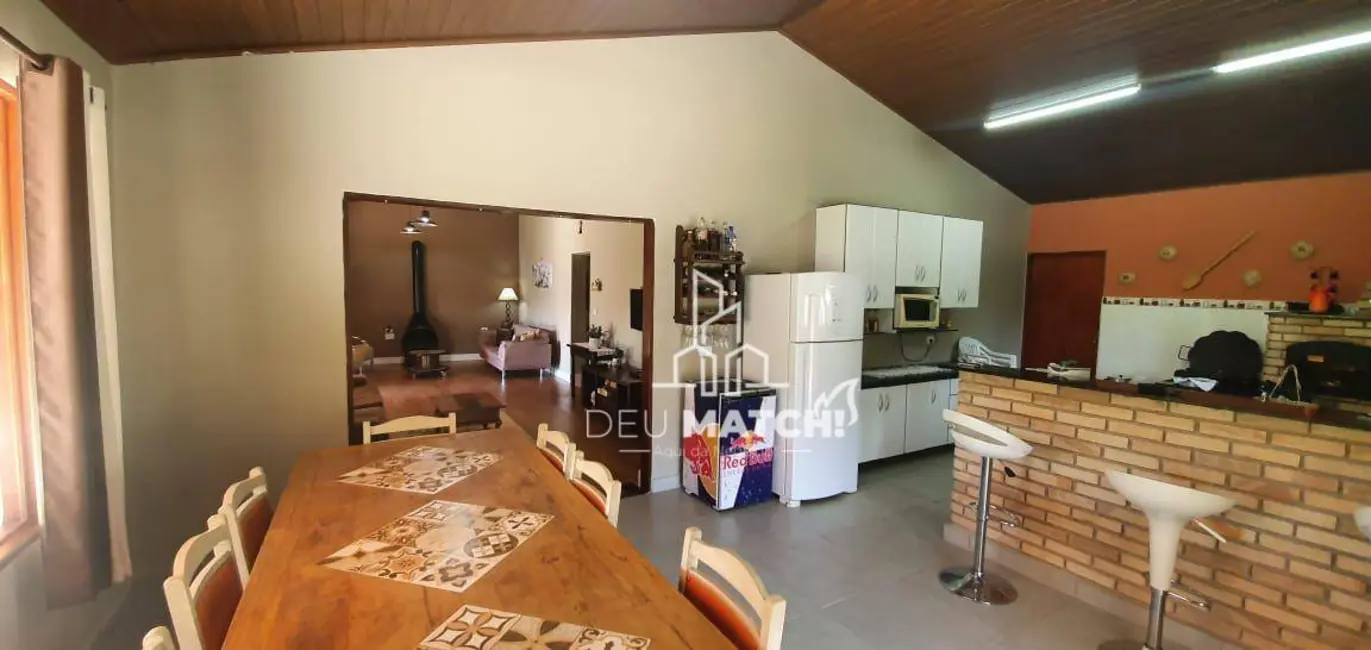 Chácara com 2 quartos à venda, 2700m2 em Ibiuna - SP - imagem 6 Foto 6 de Chácara com 2 quartos à venda, 2700m2 em Ibiuna - SP