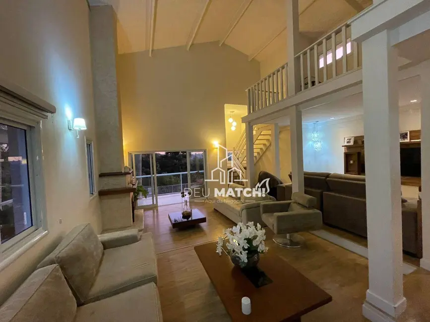 Foto 9 de Casa com 5 quartos à venda, 1318m2 em Atibaia - SP