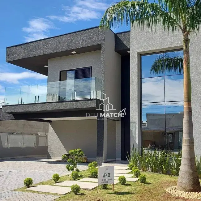 Foto 1 de Sobrado com 4 quartos à venda, 600m2 em Atibaia - SP