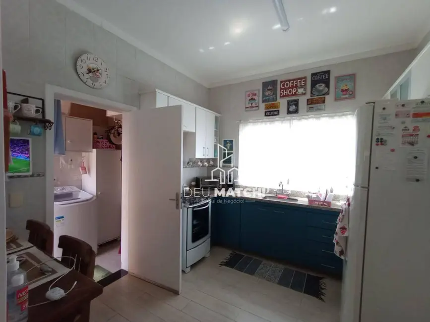 Casa de Condomínio com 3 quartos à venda, 232m2 em Atibaia - SP - imagem 5 Foto 5 de Casa de Condomínio com 3 quartos à venda, 232m2 em Atibaia - SP