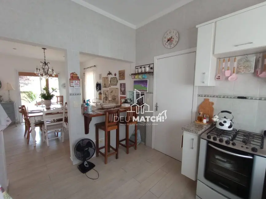 Casa de Condomínio com 3 quartos à venda, 232m2 em Atibaia - SP - imagem 6 Foto 6 de Casa de Condomínio com 3 quartos à venda, 232m2 em Atibaia - SP