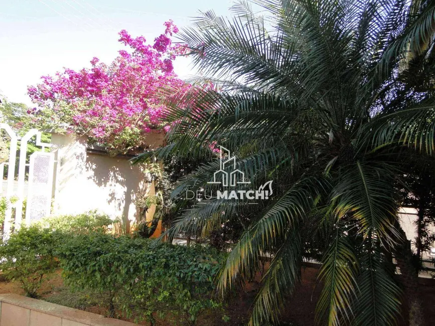 Foto 9 de Casa com 3 quartos à venda, 1000m2 em Vila Santista, Atibaia - SP