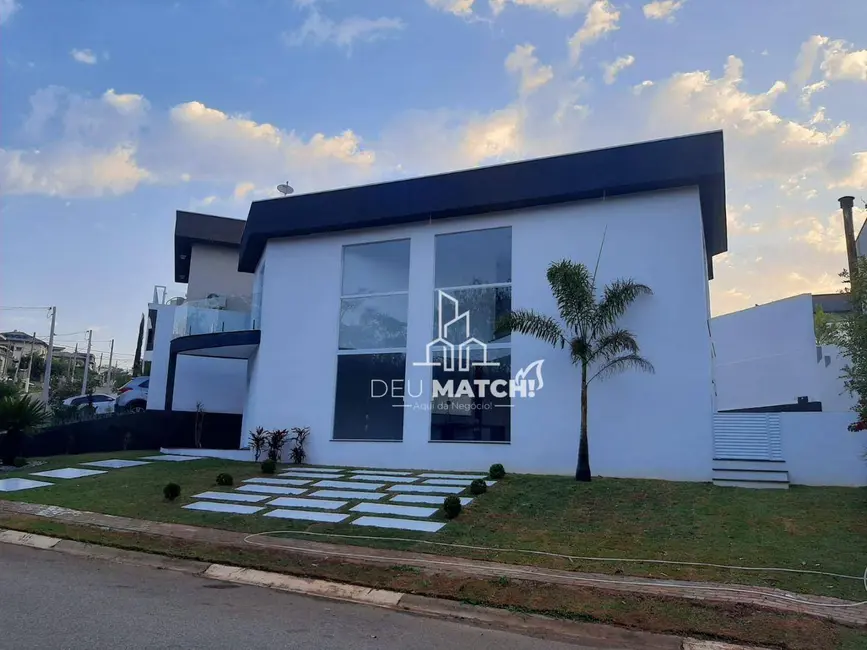 Foto 1 de Casa com 3 quartos à venda, 293m2 em Atibaia - SP