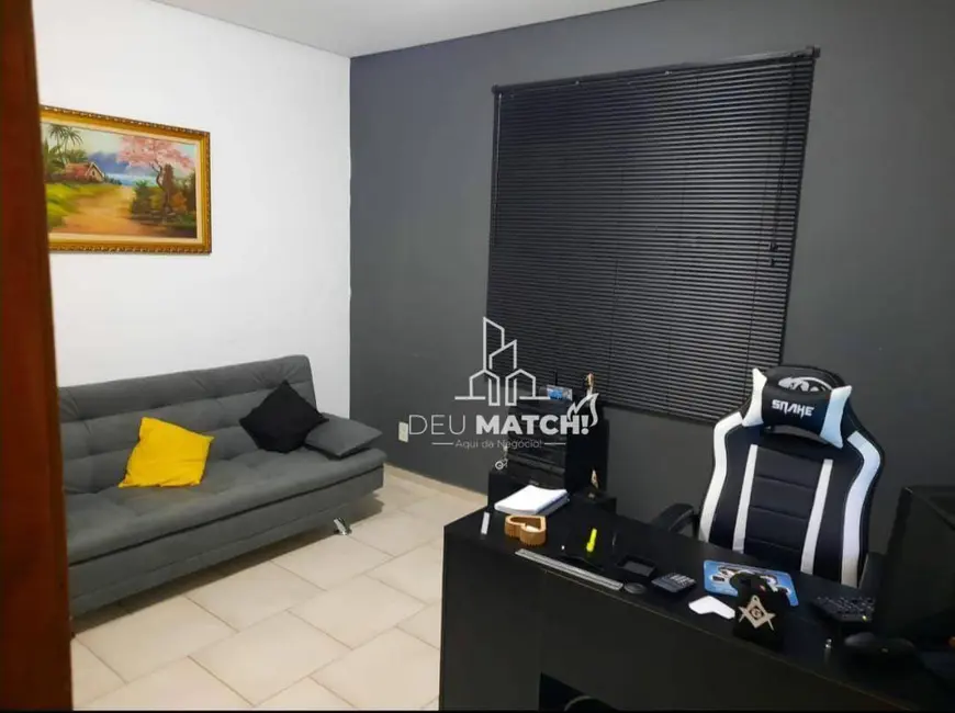 Foto 3 de Casa com 3 quartos à venda, 278m2 em Jardim Santo Antônio, Atibaia - SP