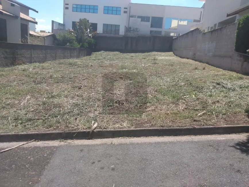 Foto 1 de Terreno / Lote à venda, 508m2 em Jardim Paiquerê, Valinhos - SP