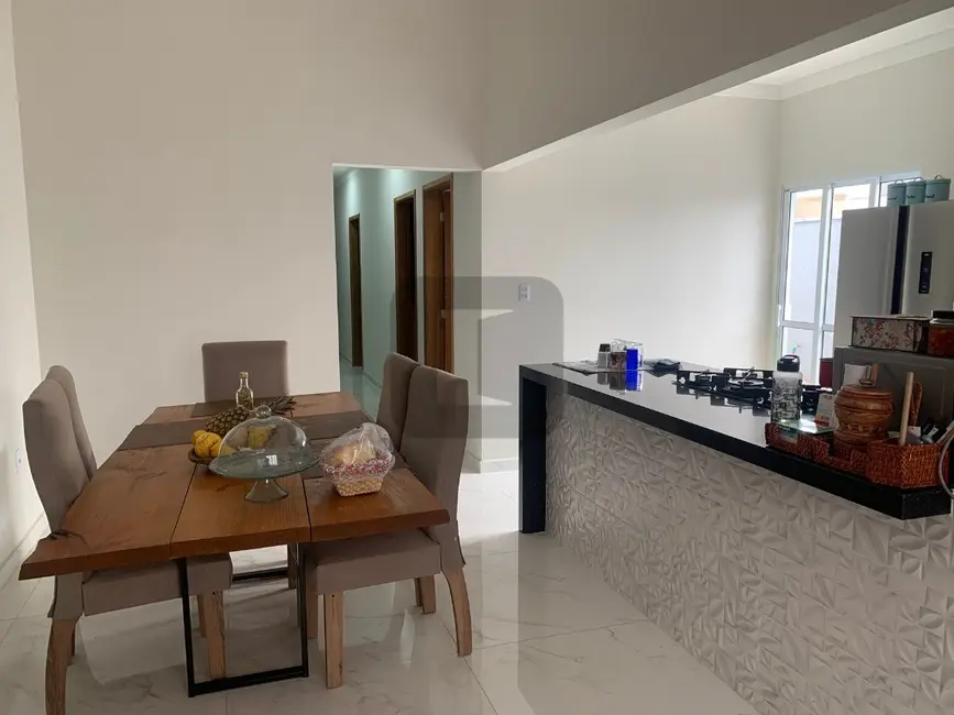 Casa de Condomínio com 3 quartos à venda, 150m2 em Vila Monte Alegre, Paulinia - SP - imagem 6 Foto 6 de Casa de Condomínio com 3 quartos à venda, 150m2 em Vila Monte Alegre, Paulinia - SP