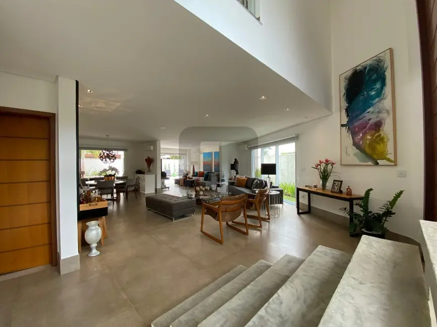 Foto 3 de Casa de Condomínio com 3 quartos à venda, 333m2 em Swiss Park, Campinas - SP