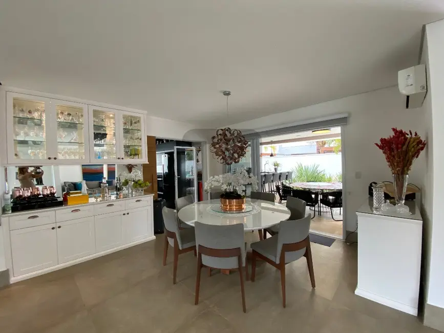 Foto 6 de Casa de Condomínio com 3 quartos à venda, 333m2 em Swiss Park, Campinas - SP