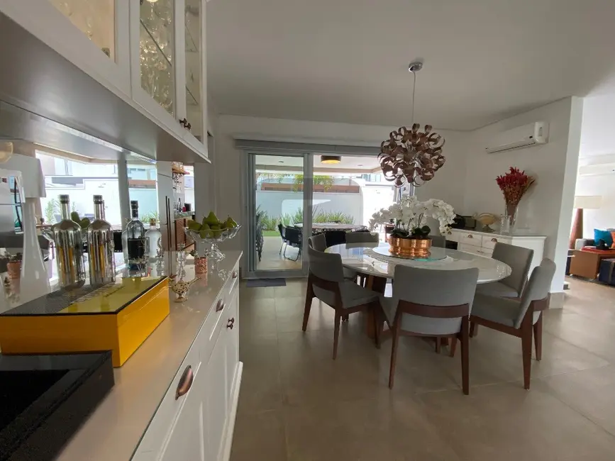 Foto 8 de Casa de Condomínio com 3 quartos à venda, 333m2 em Swiss Park, Campinas - SP