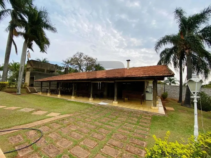 Chácara com 6 quartos à venda, 22000m2 em São Pedro, Valinhos - SP - imagem 5 Foto 5 de Chácara com 6 quartos à venda, 22000m2 em São Pedro, Valinhos - SP