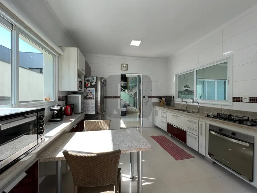 Foto 8 de Casa de Condomínio com 3 quartos à venda, 345m2 em Swiss Park, Campinas - SP